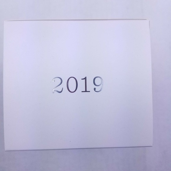 Hallmark Keepsake 2019 NFL Los Angeles Rams Todd Gurley Ornament - Picture 5 of 6